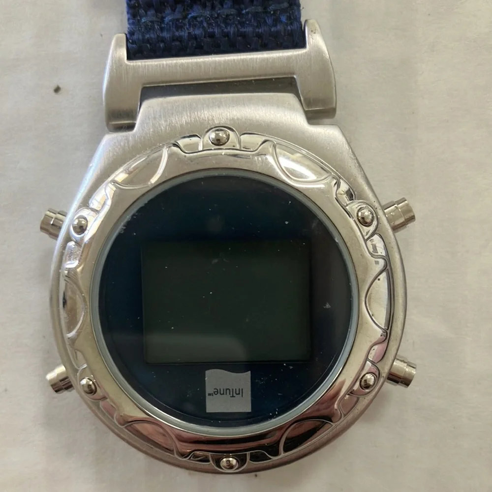 Belt loop watch